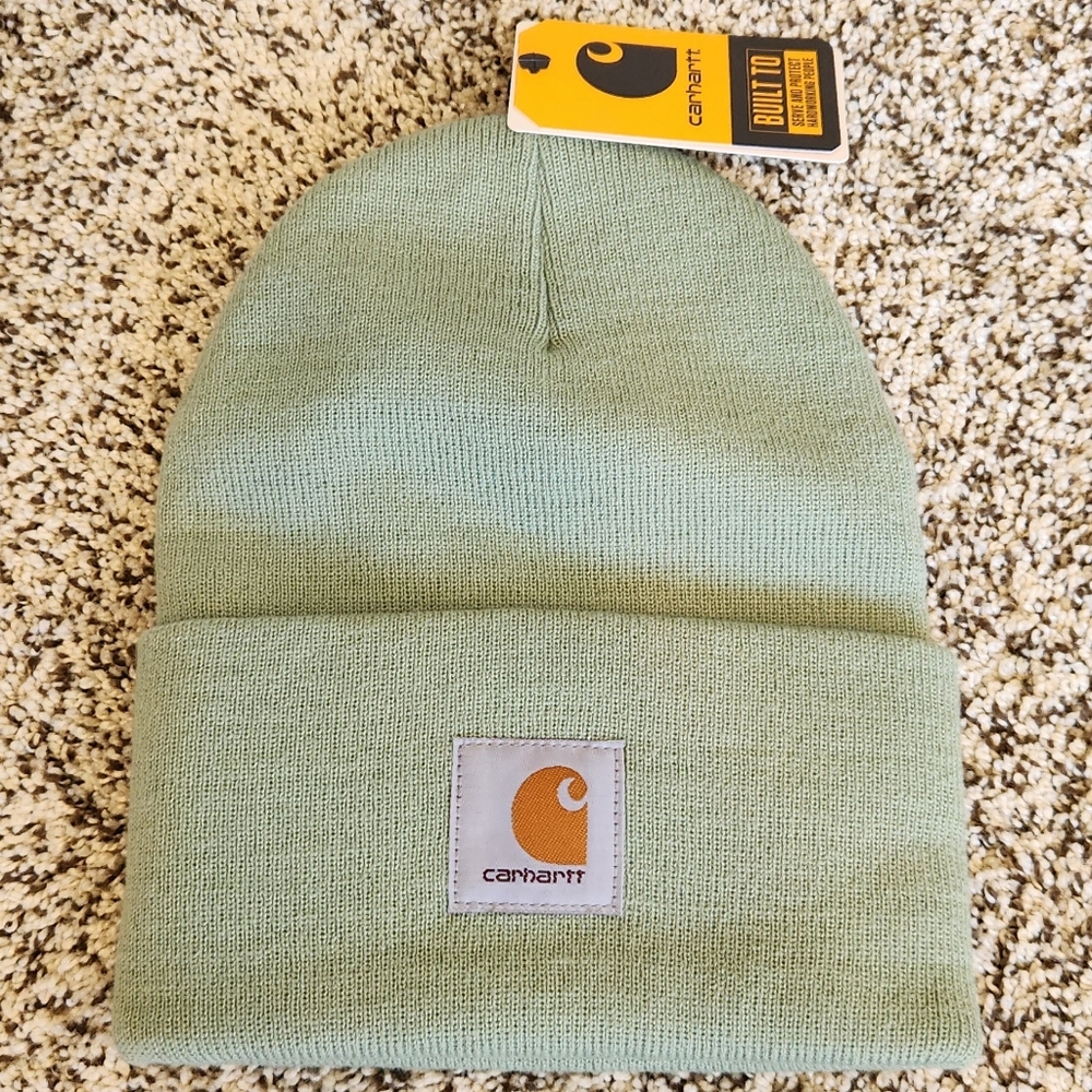 NWT Carhartt A18 knit cuffed beanie in seafoam green
